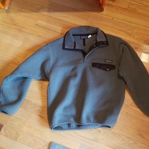 Patagonia Fleece with button pocket!
